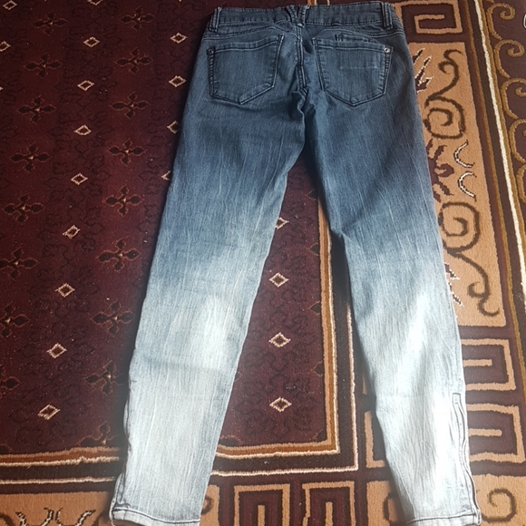 Pants - Picture 3 of 4